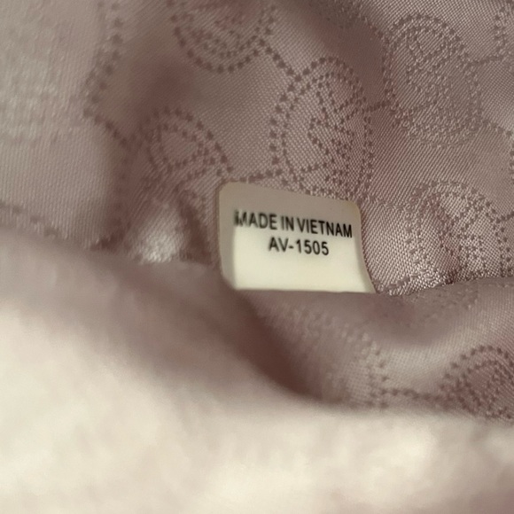 Michael Kors Charlotte Large Saffiano Leather Tote – Luggage Brown Zip Bag - Picture 5 of 8